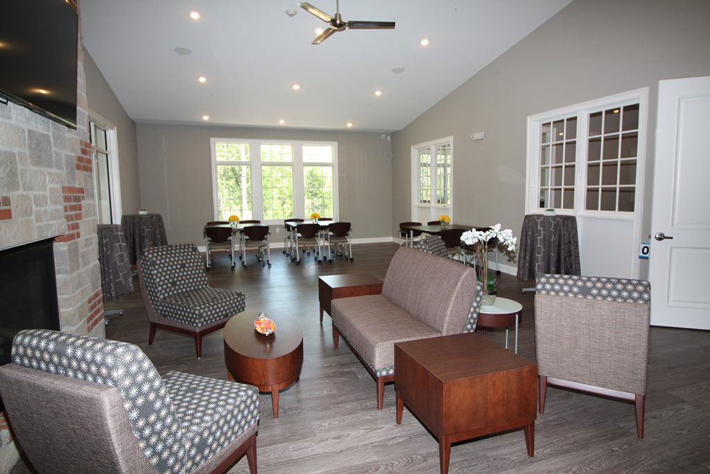 Northern Pass Luxury Clubhouse Colonie NY - Colonie Luxury Apartments